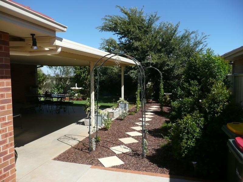 9 Boree Avenue, Griffith NSW 2680