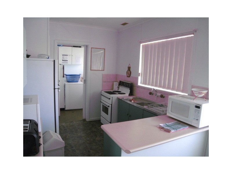 22b Moore Street, Hillston NSW 2675