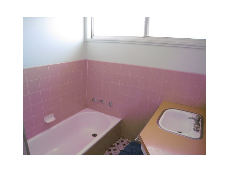 22b Moore Street, Hillston NSW 2675