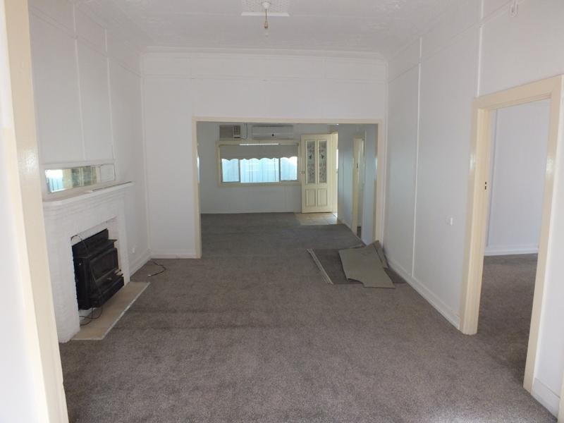 14a Merrigal Street, Griffith NSW 2680