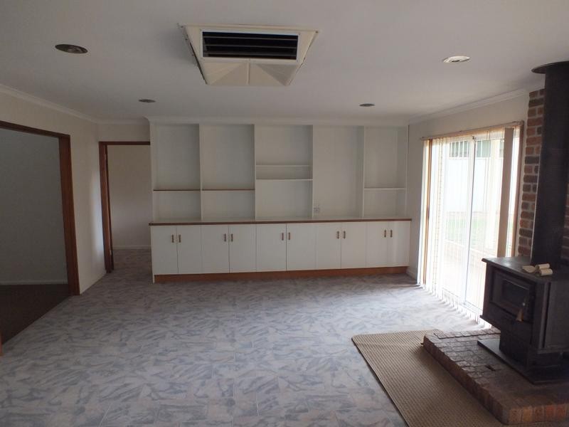 4 Cregan Place, Griffith NSW 2680