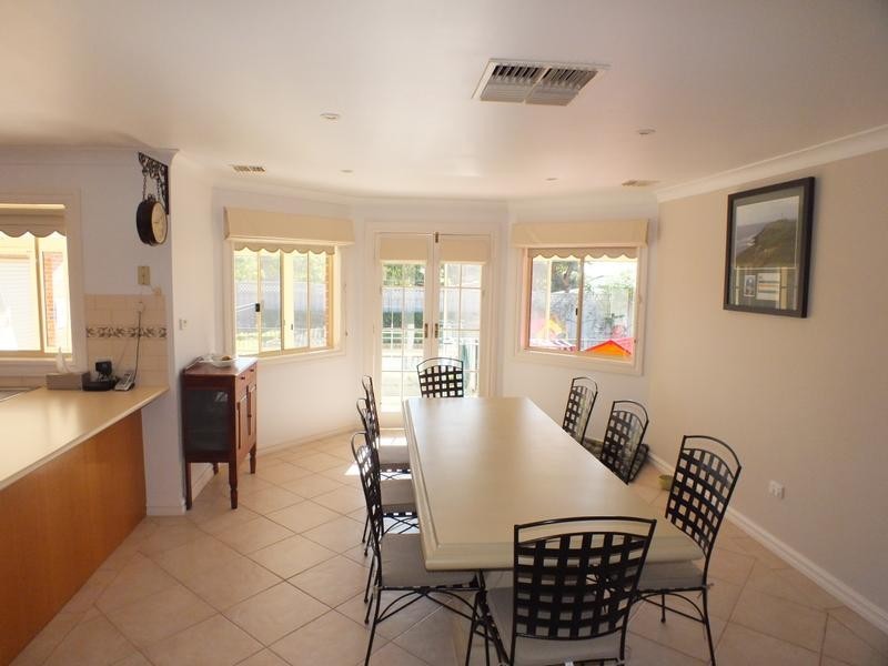 35 Robertson Street, Griffith NSW 2680