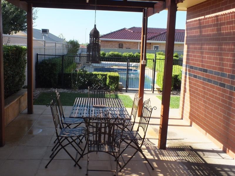35 Robertson Street, Griffith NSW 2680