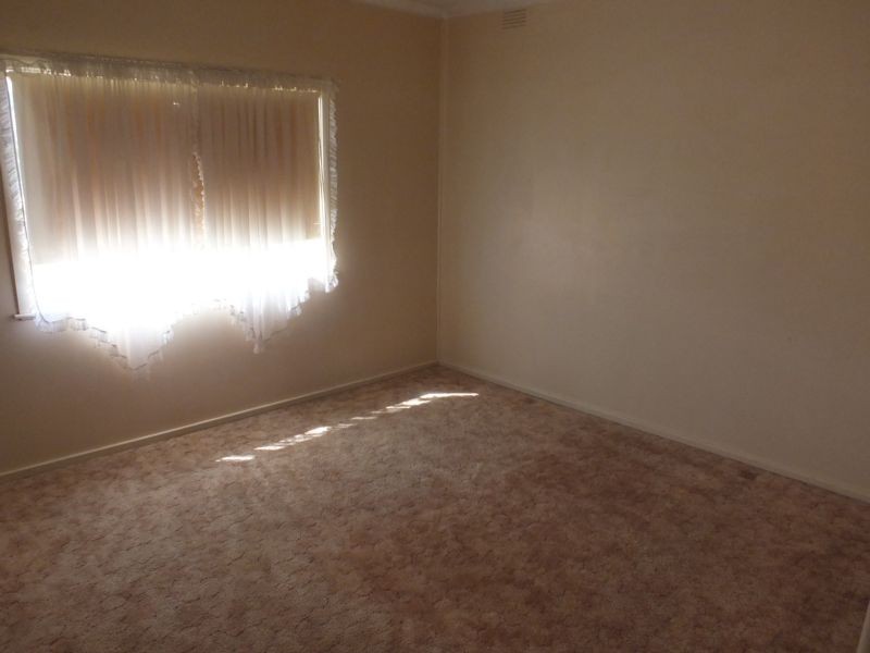 52 Wilga Street, Hanwood NSW 2680