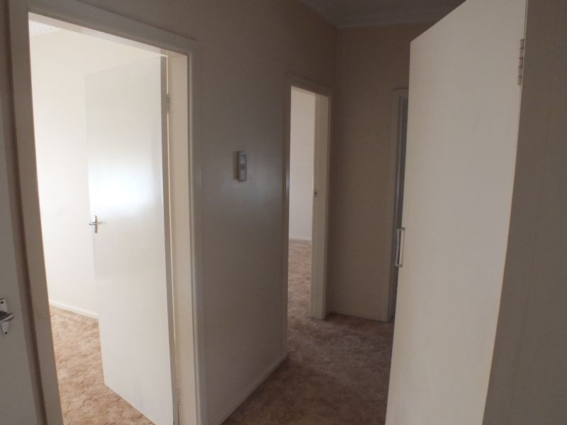 52 Wilga Street, Hanwood NSW 2680