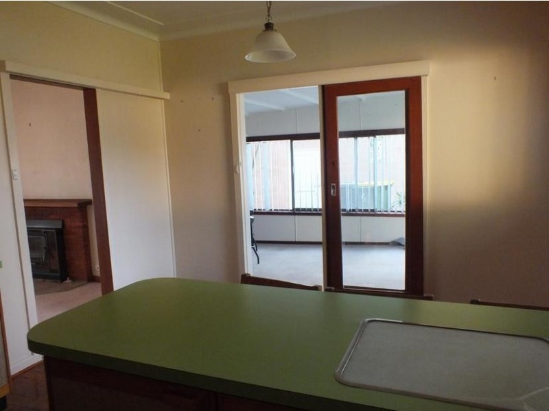 39 Gordan Avenue, Griffith NSW 2680
