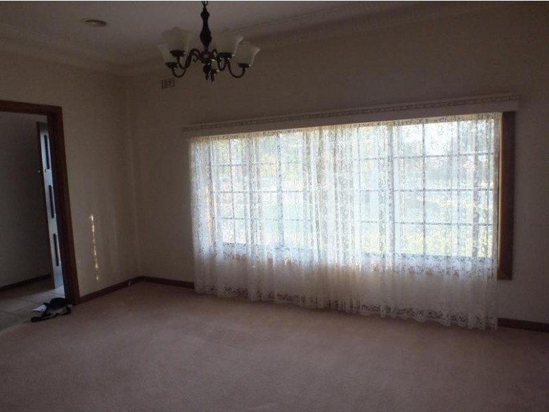 39 Gordan Avenue, Griffith NSW 2680