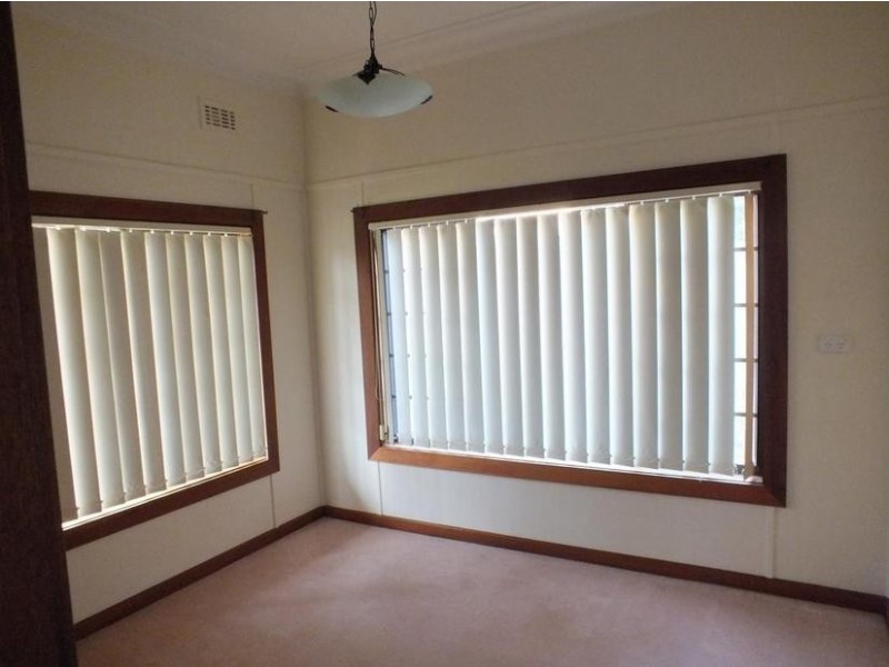 39 Gordan Avenue, Griffith NSW 2680