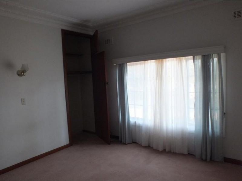 39 Gordan Avenue, Griffith NSW 2680