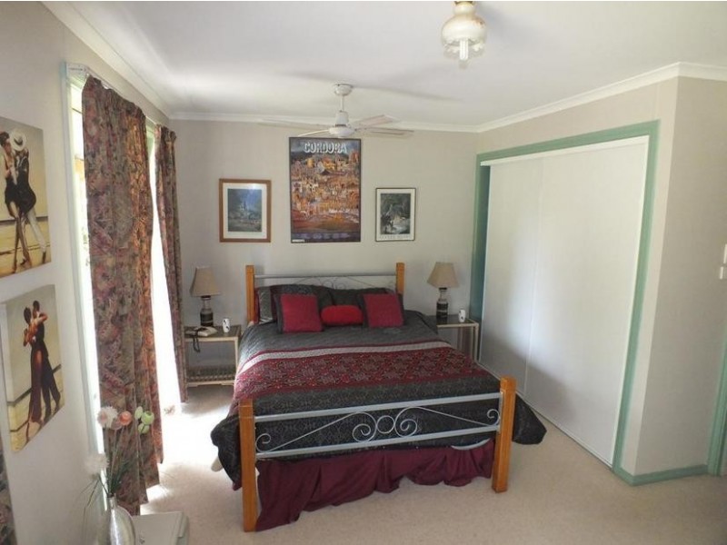 31 McAlister Street, Darlington Point NSW 2706