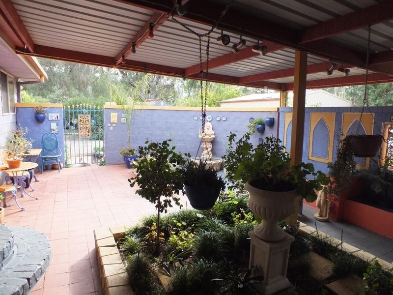 31 McAlister Street, Darlington Point NSW 2706