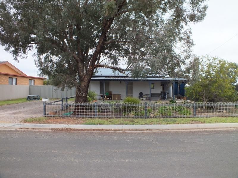 706 McCormack Road, Yoogali NSW 2680