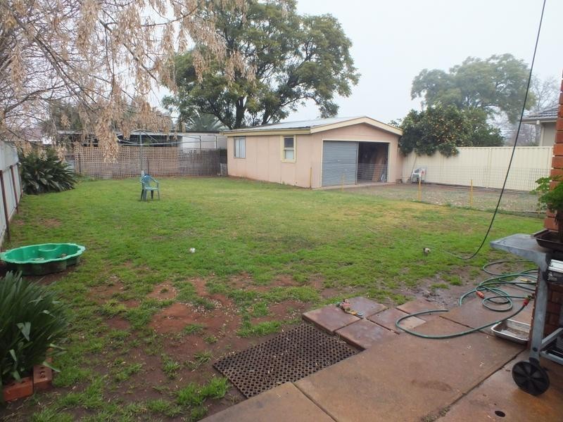 43 Probert Avenue, Griffith NSW 2680