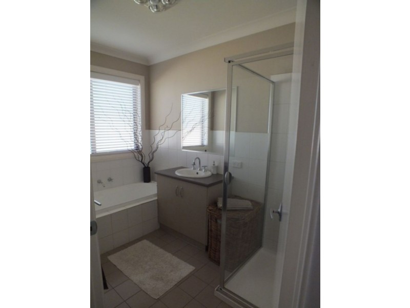 53 Nicholls Street, Griffith NSW 2680