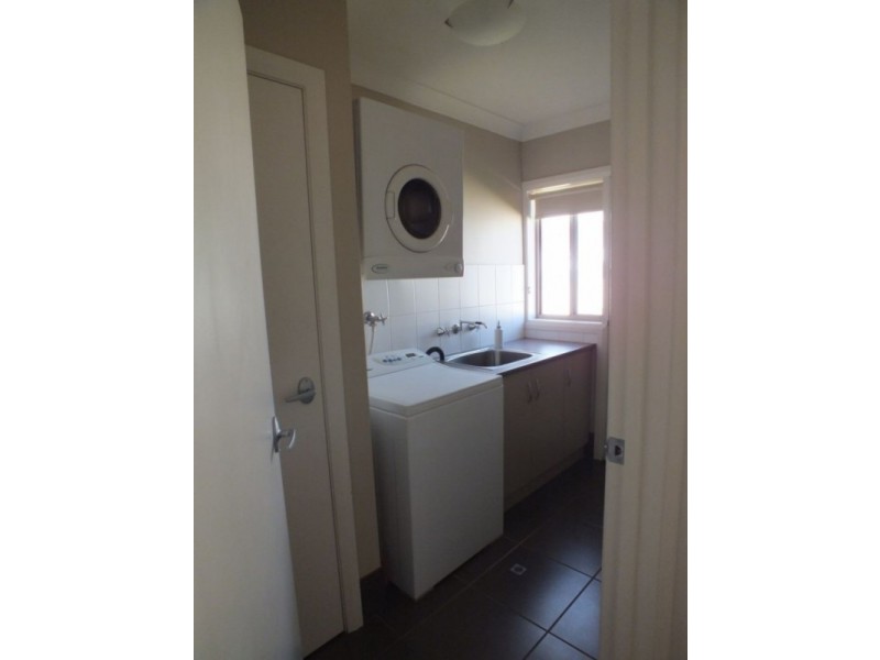 53 Nicholls Street, Griffith NSW 2680