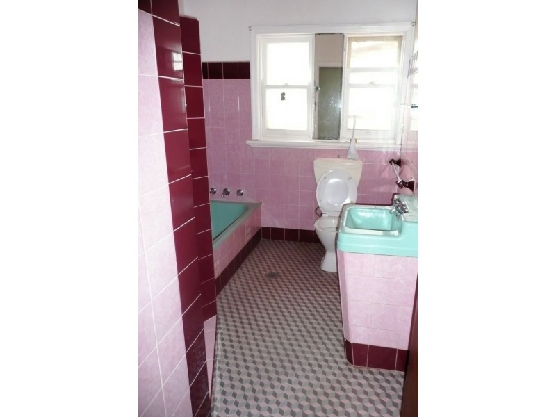 2/37 Kookora Street, Griffith NSW 2680