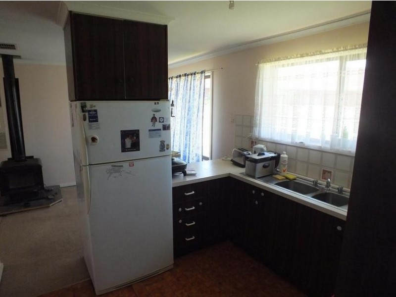 4 Johnson Place, Griffith NSW 2680