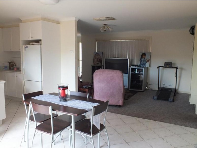 11/12-14 Bonegilla Road, Griffith NSW 2680