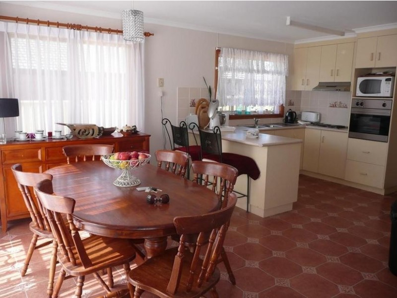 6A Dussin Street, Griffith NSW 2680