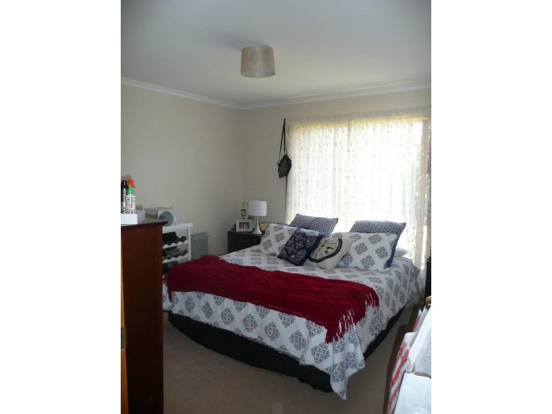 6A Dussin Street, Griffith NSW 2680