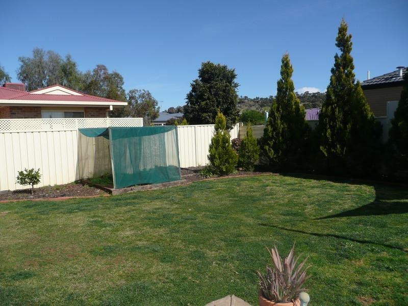 6A Dussin Street, Griffith NSW 2680