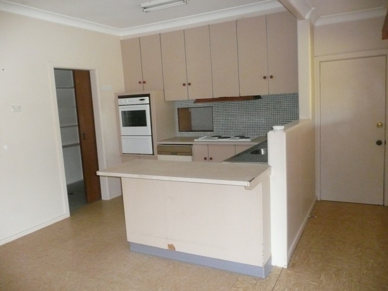 2 Dickson Street, Lake Wyangan NSW 2680