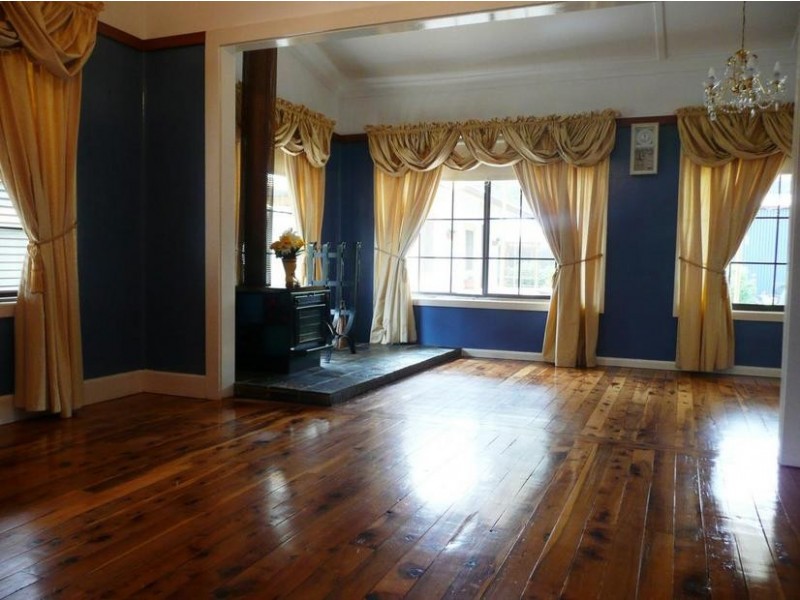 33 Groongal Avenue, Griffith NSW 2680