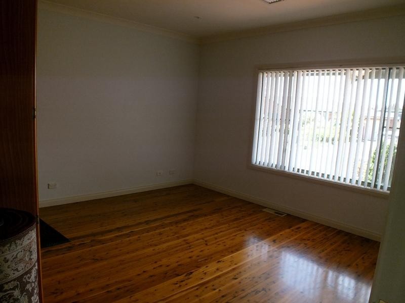14 Dunvarleigh Crescent, Griffith NSW 2680