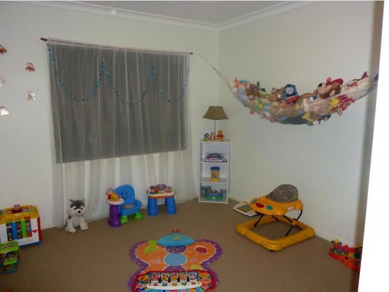 12 Hopbush Crescent, Griffith NSW 2680