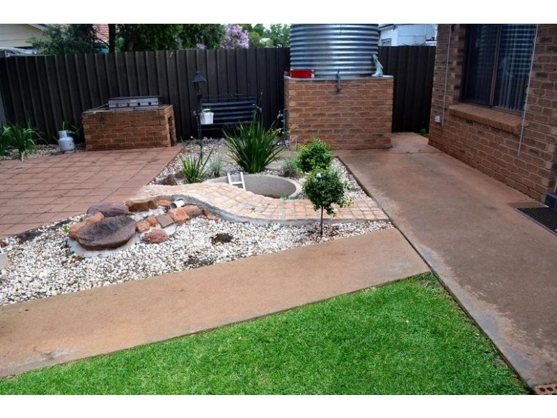 1 Davis Street, Beelbangera NSW 2680