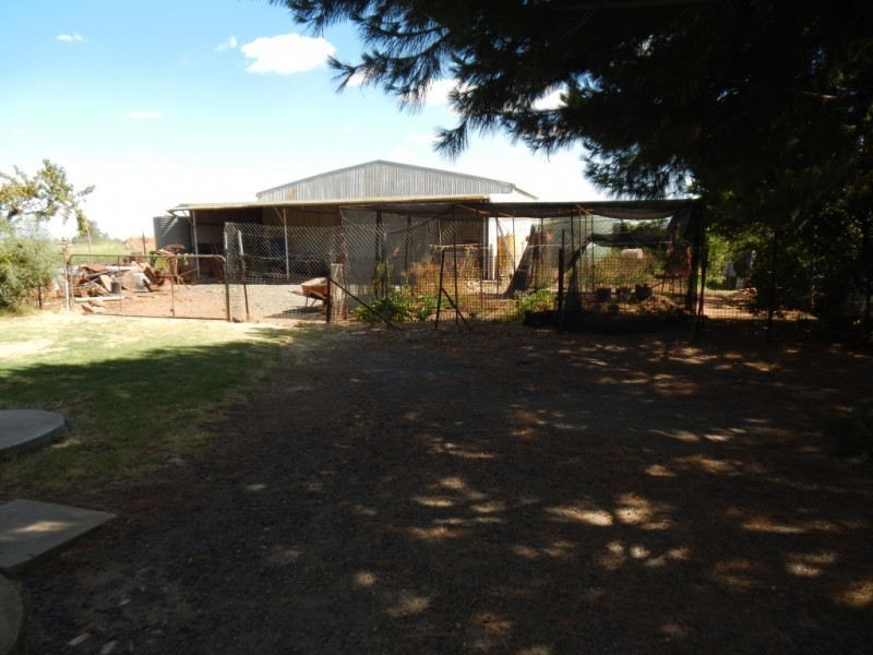 1097 Research Station Road, Hanwood NSW 2680