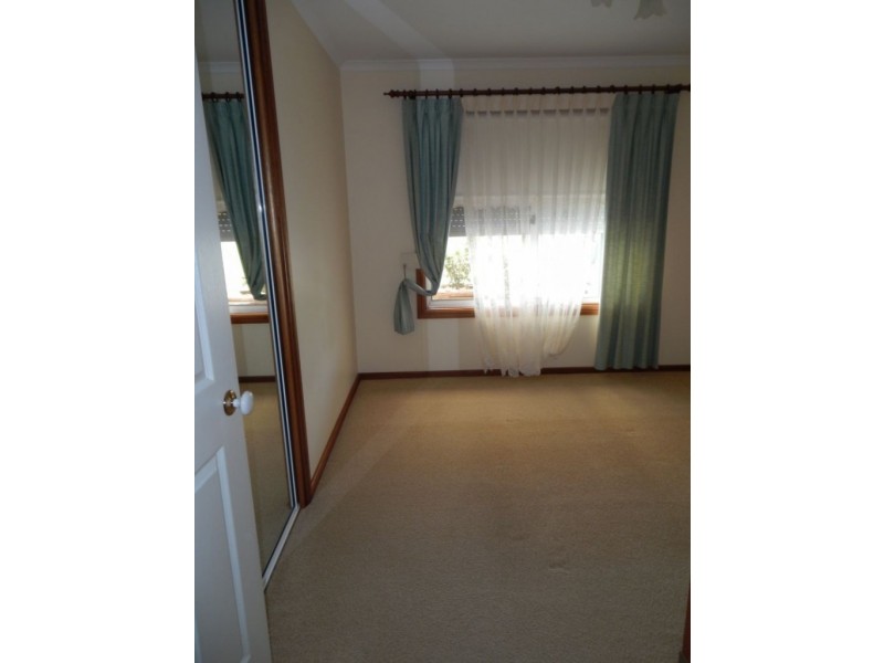 2 Hyandra Street, Griffith NSW 2680