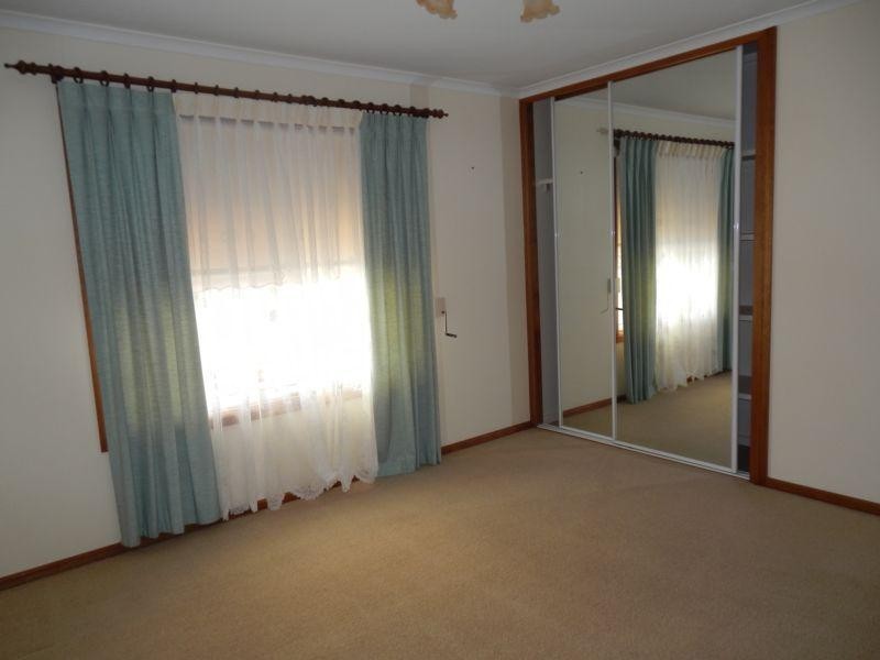 2 Hyandra Street, Griffith NSW 2680