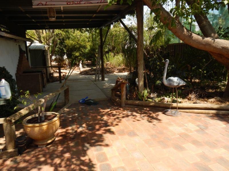 2 Hyandra Street, Griffith NSW 2680