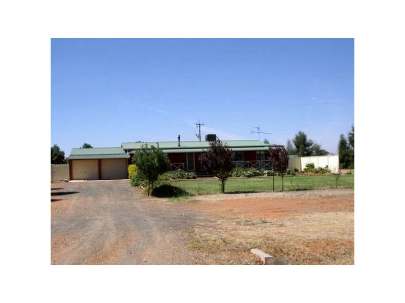 9 Jardines Road, Hillston NSW 2675
