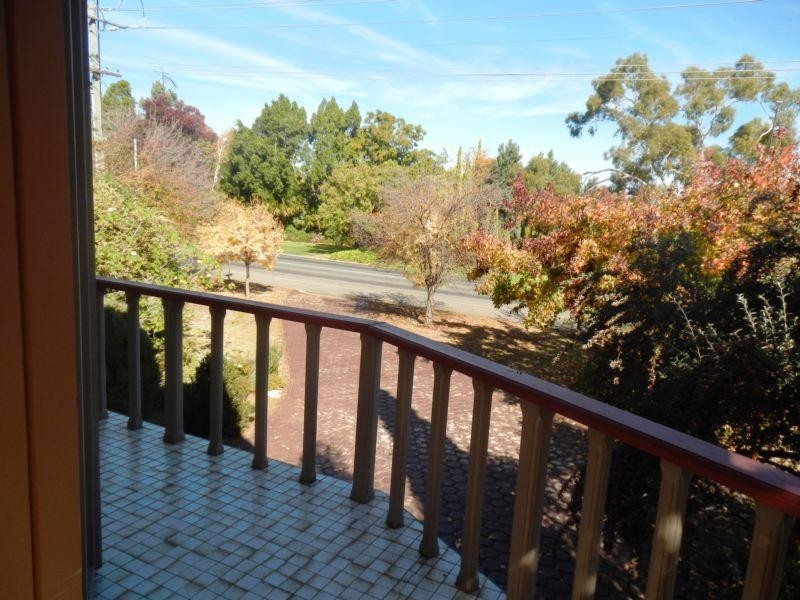 37 Wyangan Avenue, Griffith NSW 2680
