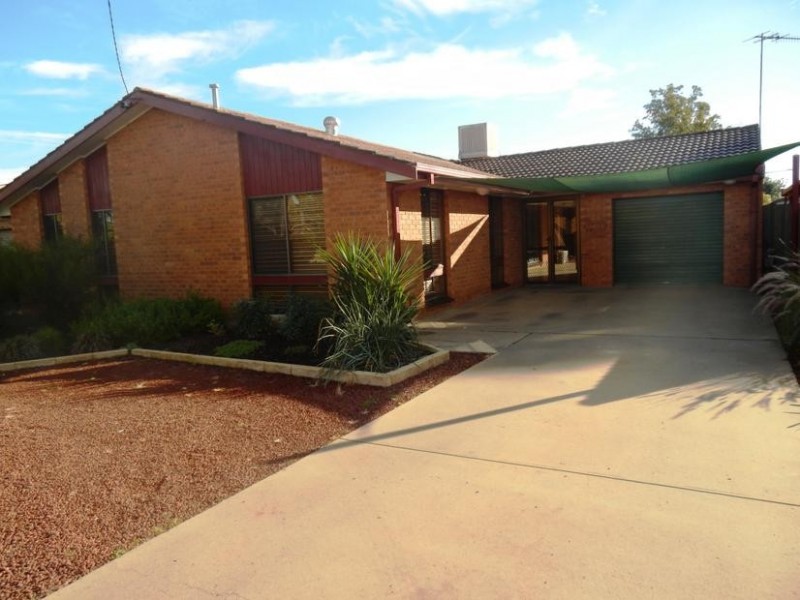 7 Watson Road, Griffith NSW 2680