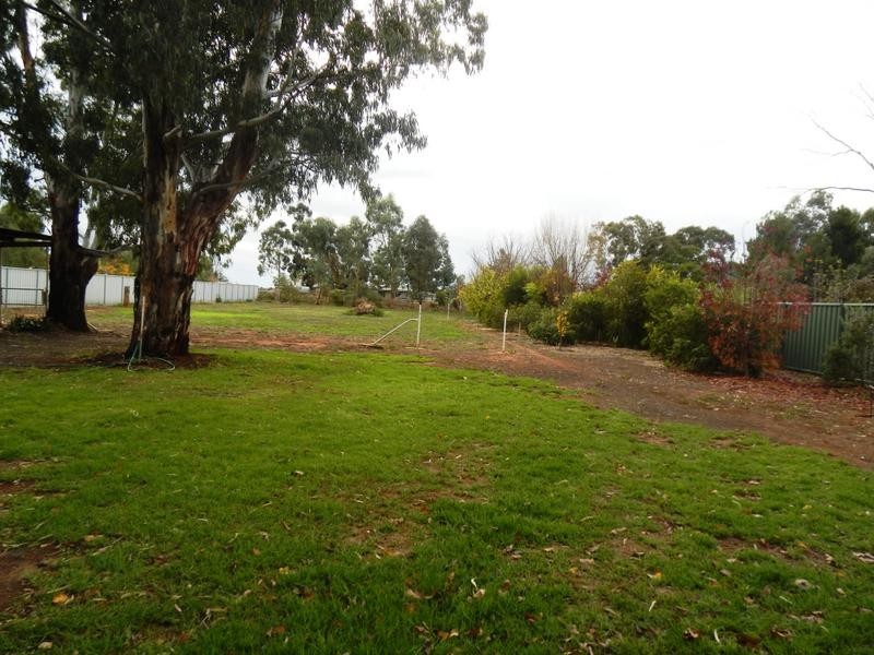 Farm 2422 Schwab Road, Yenda NSW 2681