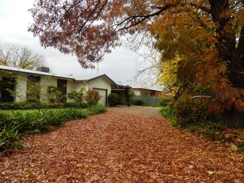 Farm 2422 Schwab Road, Yenda NSW 2681