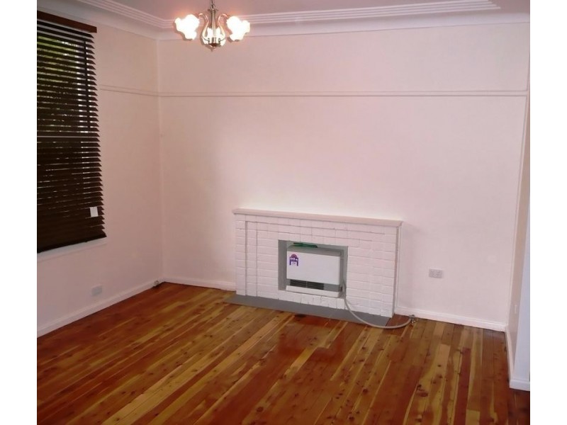15 Cedar Crescent, Griffith NSW 2680