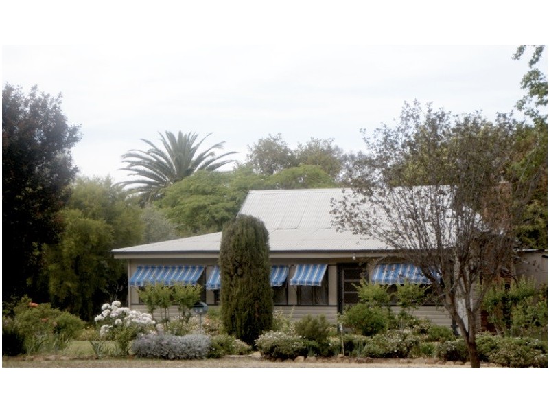 16 Merrigal Street, Griffith NSW 2680