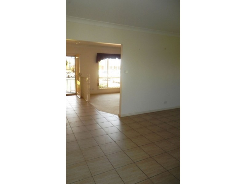 27 Dickson Road, Griffith NSW 2680