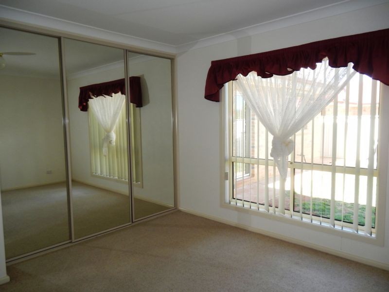 27 Dickson Road, Griffith NSW 2680