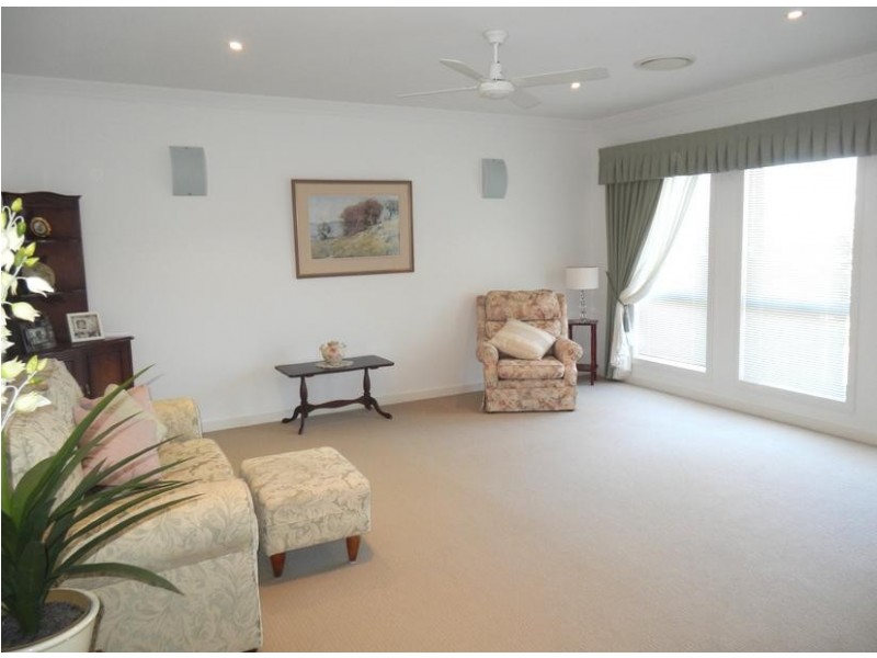 43 Citrus Road, Griffith NSW 2680