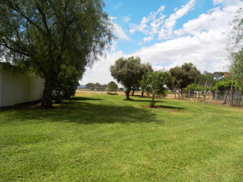 Farm 2248 Curran Road, Yenda NSW 2681