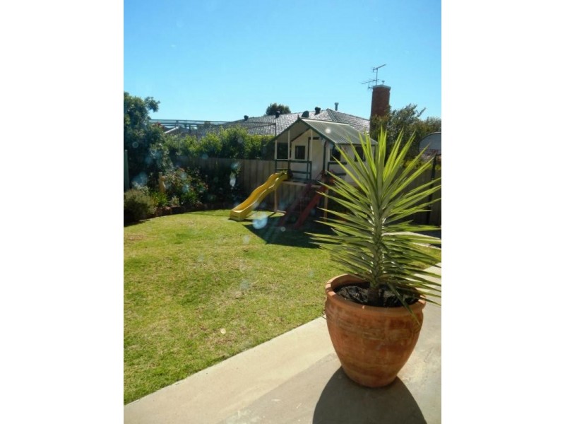 66 Doolan Crescent, Griffith NSW 2680