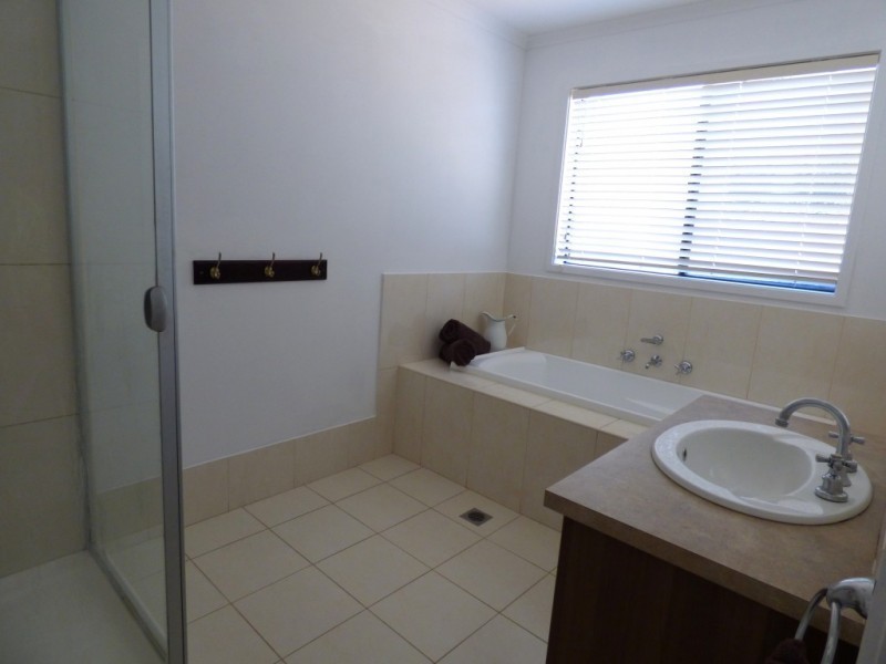 37 Citrus Road, Griffith NSW 2680