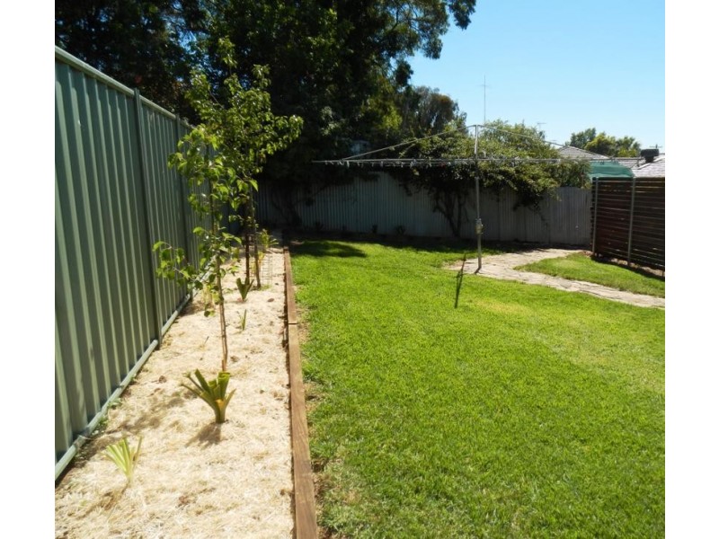 44 Ross Crescent, Griffith NSW 2680