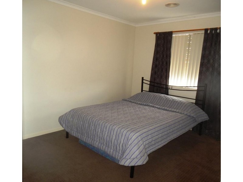 52 Calabria Road, Griffith NSW 2680