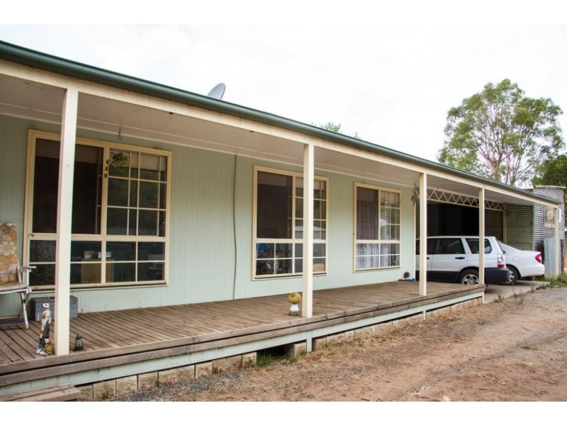 100 Yapunyah Street, Barellan NSW 2665